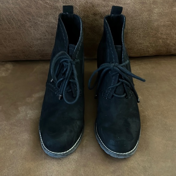 SO black suede wedge booties - Picture 2 of 4